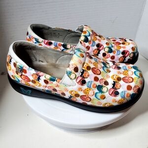 Alegria Swaddled Babies Patterned Leather Clogs Size 8 Or 38